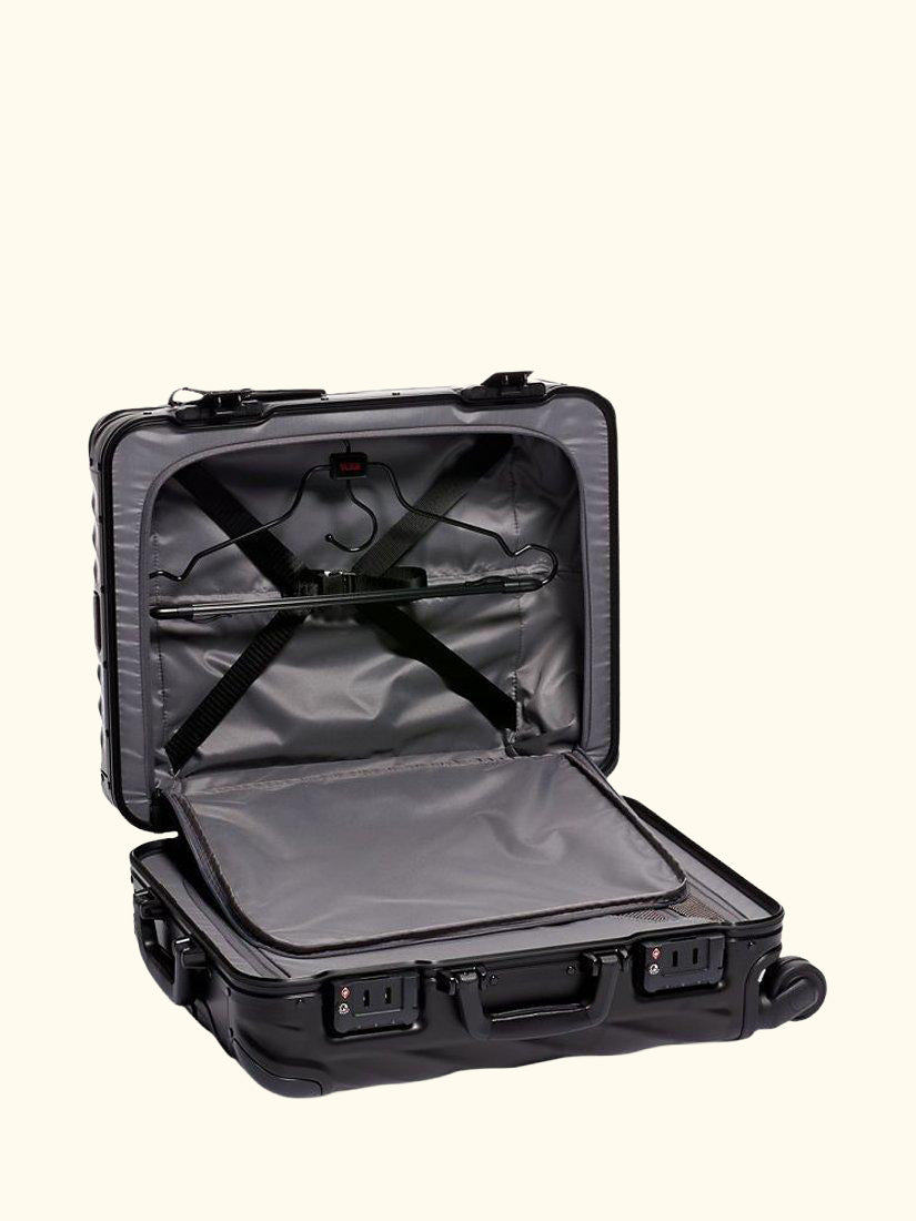 19 Degree Aluminum Extended Trip 77.5cm 8-Wheel Large Suitcase