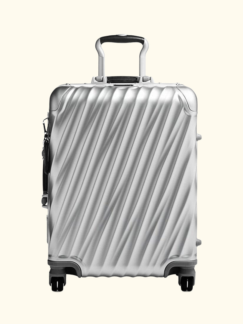 19 Degree Aluminum Continental 56cm 4-Wheel Cabin Case, Silver