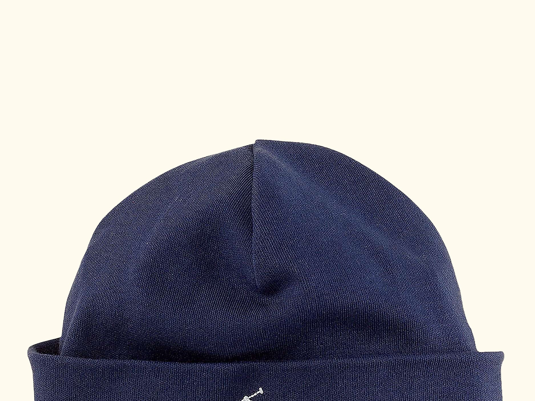 239120569.jpg