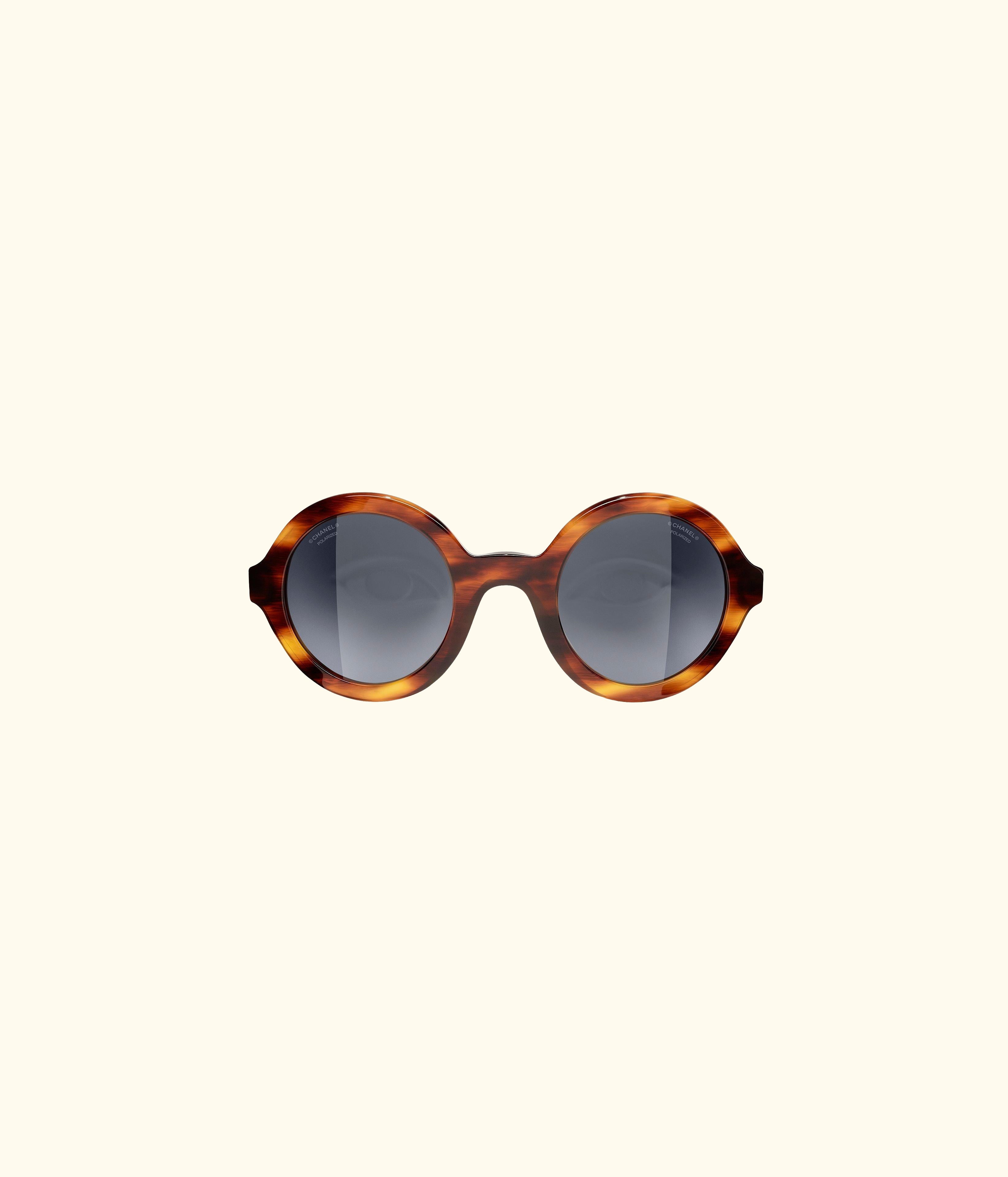 Round Sunglasses CH5441 Striped Brown/Grey Gradient