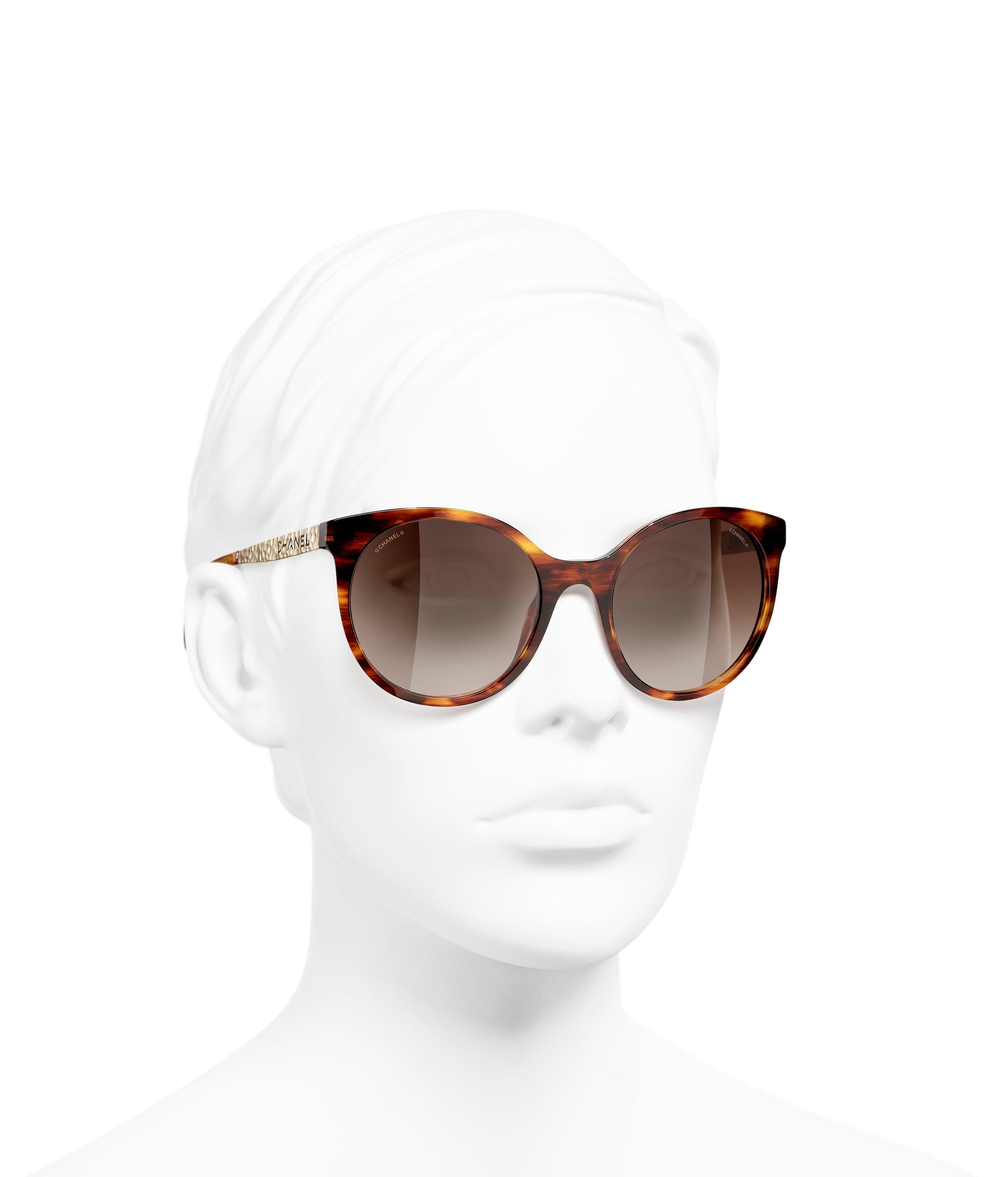 Oval Sunglasses CH5440 Striped Brown/Brown Gradient