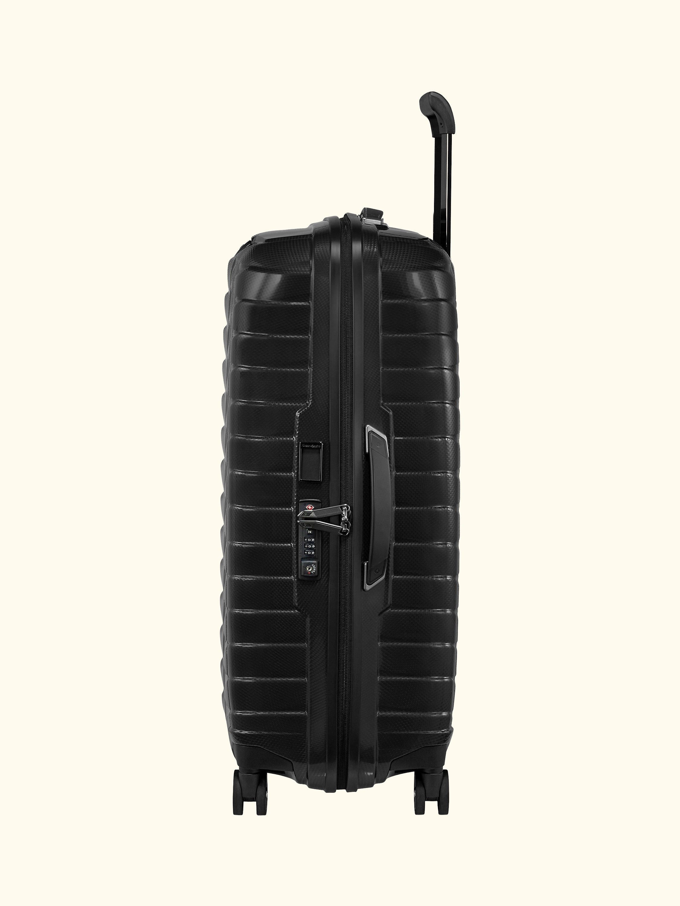 Proxis 4-Wheel 69cm Medium Suitcase