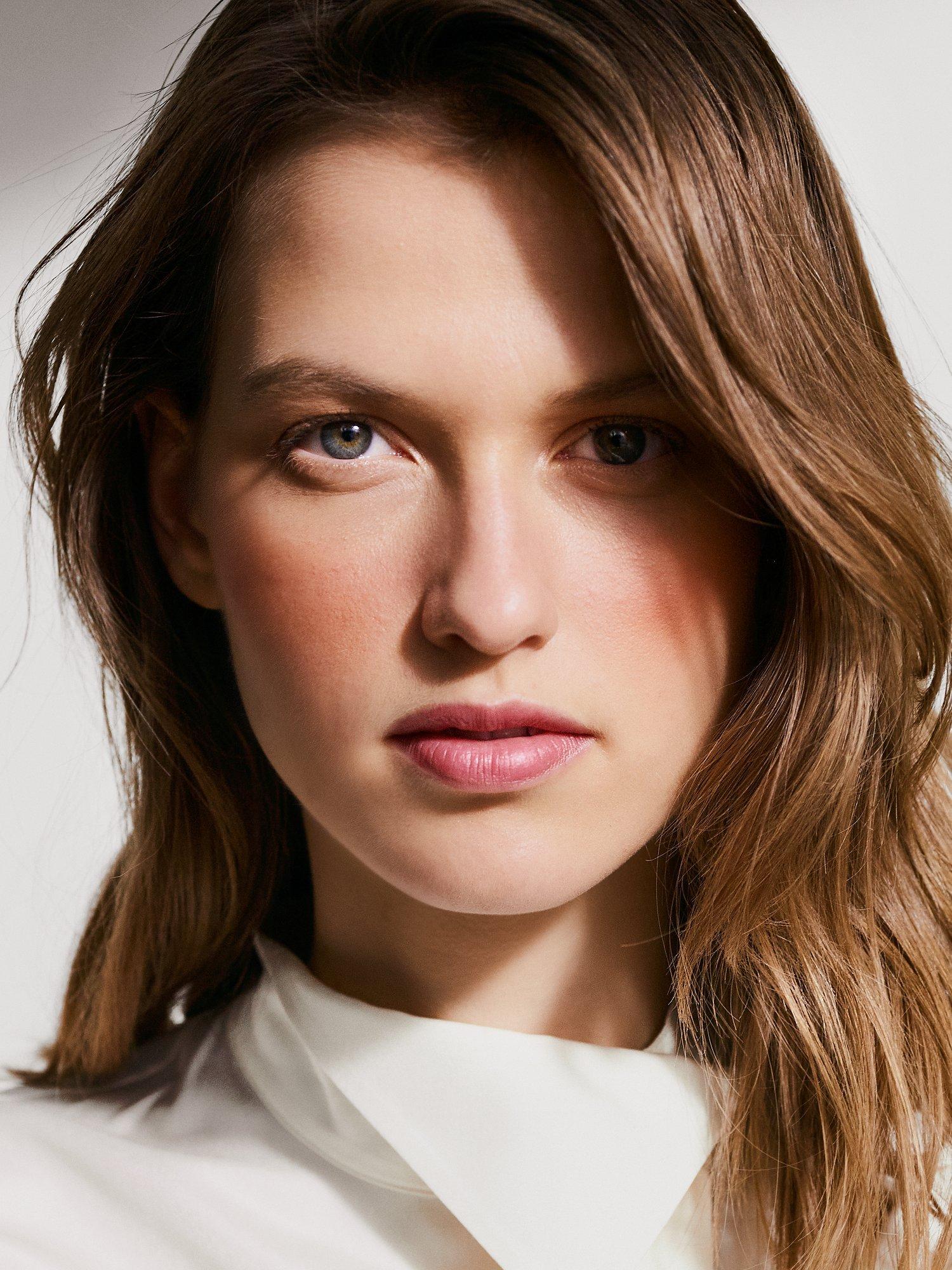Rose Hermès Rosy Lip Perfector, 49 Rose Tan