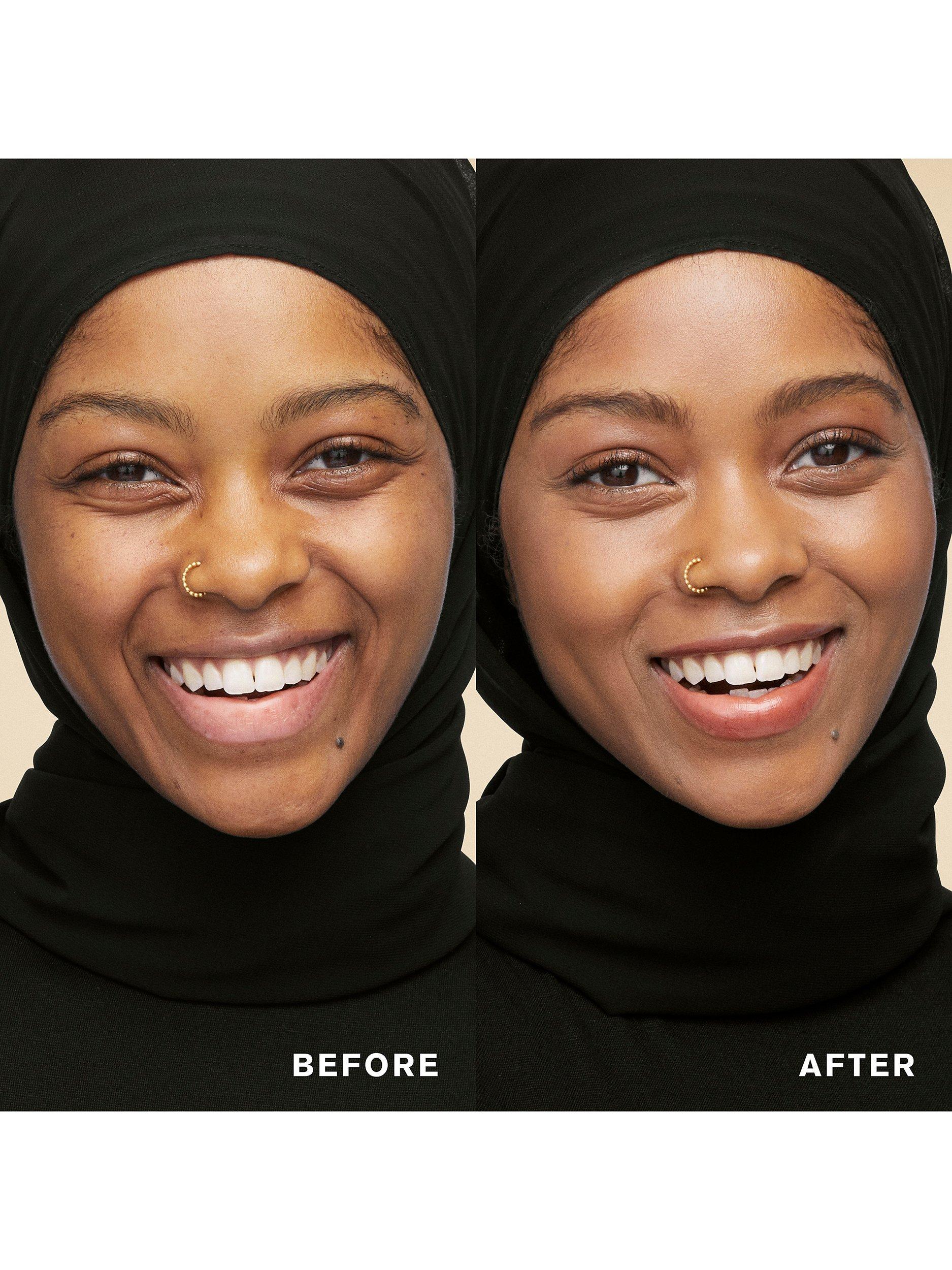 Futurist Hydra Rescue Moisturising Foundation SPF 45