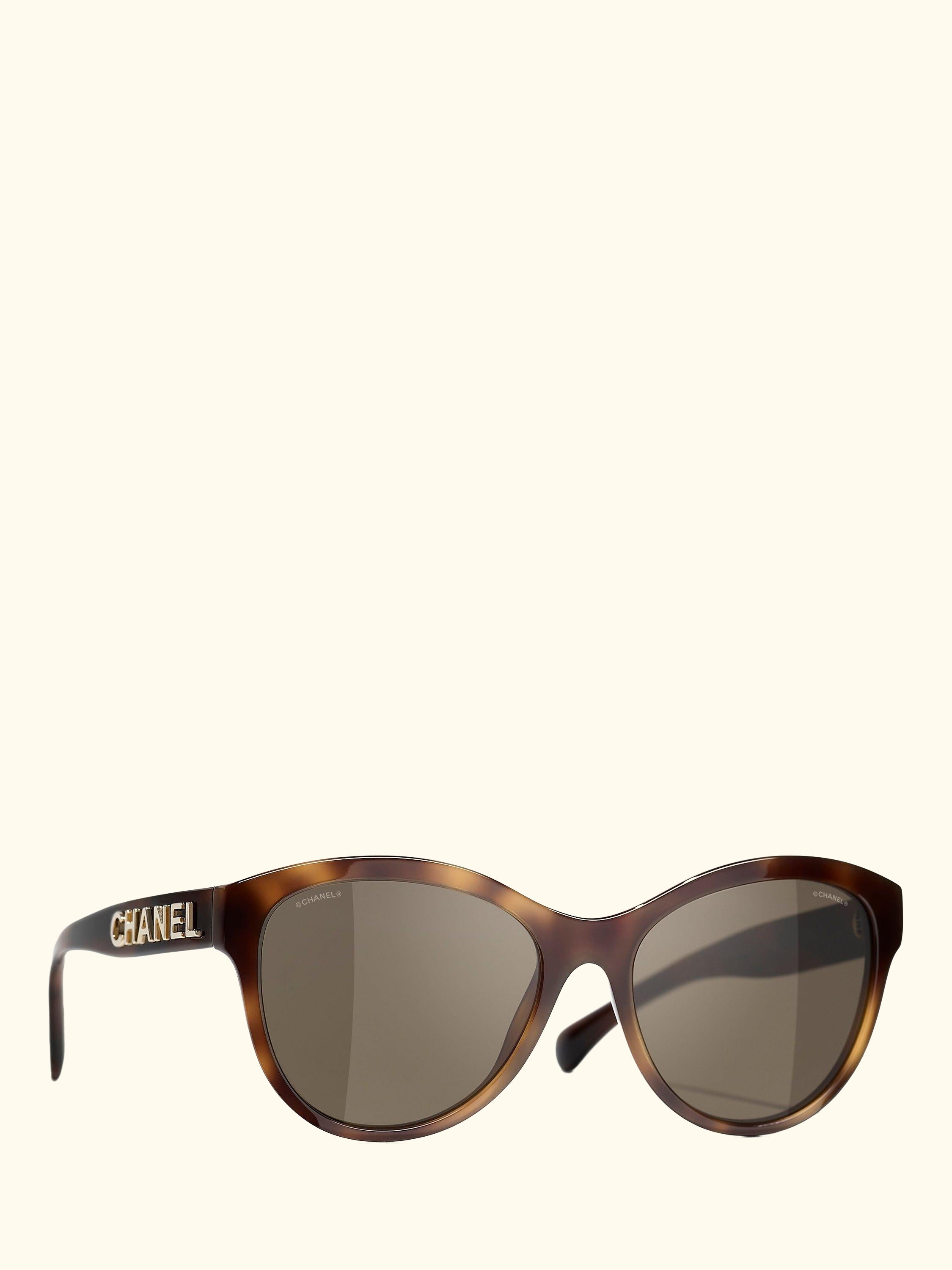 CH5458 Women's Oval Sunglasses, Havana