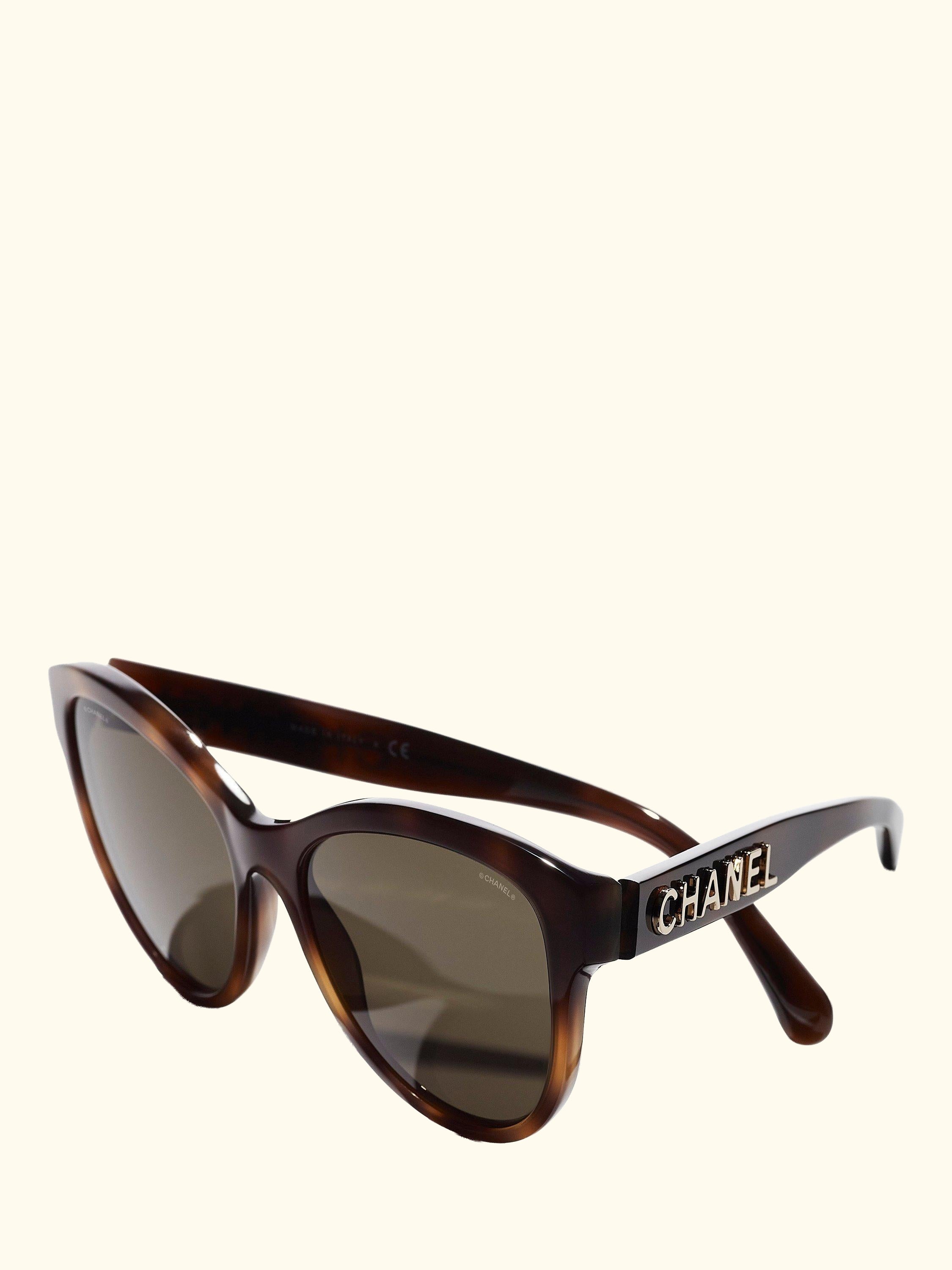 CH5458 Women's Oval Sunglasses, Havana
