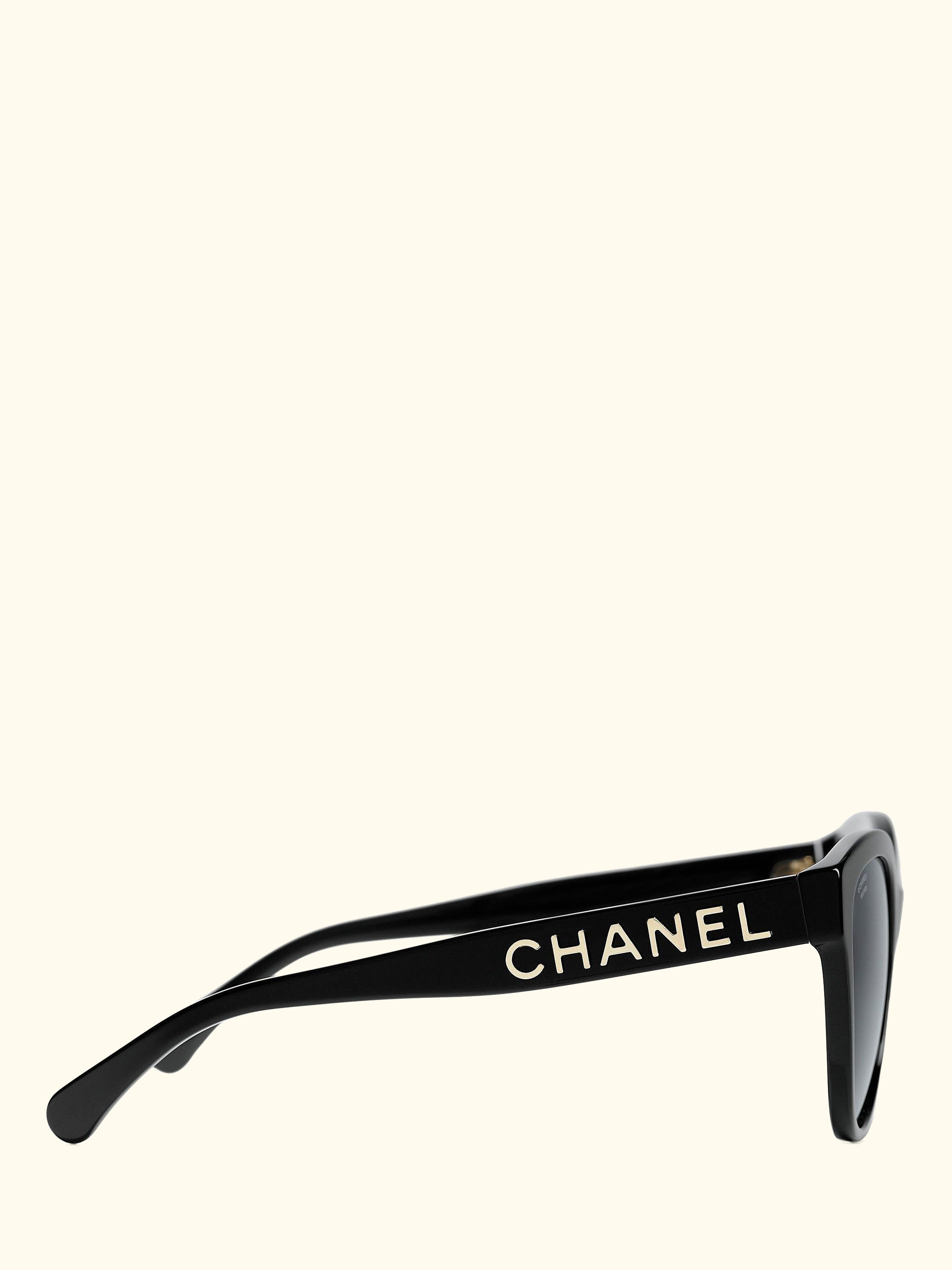 CH5458 Women's Polarised Oval Sunglasses, Black/Grey