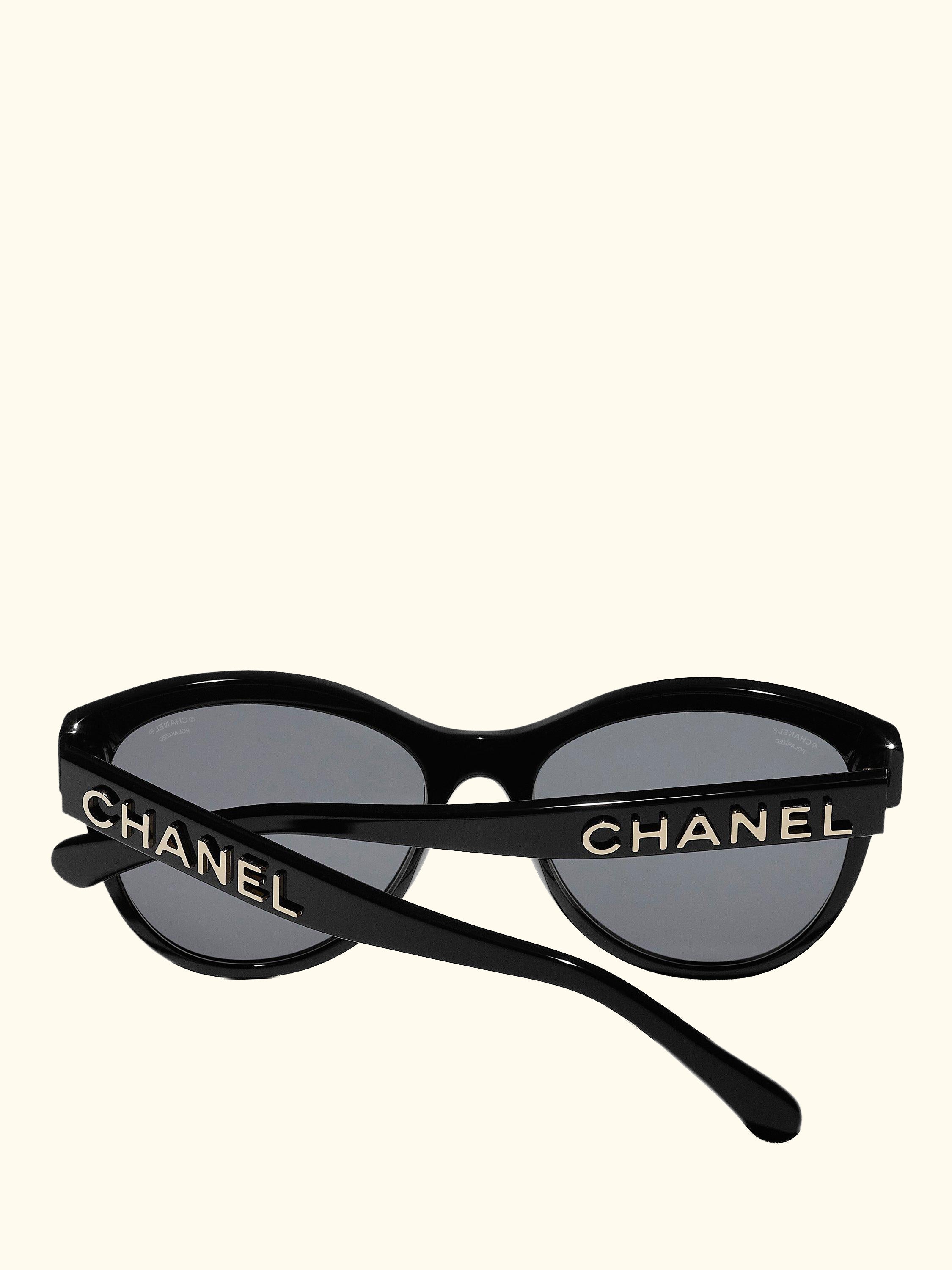 CH5458 Women's Polarised Oval Sunglasses, Black/Grey