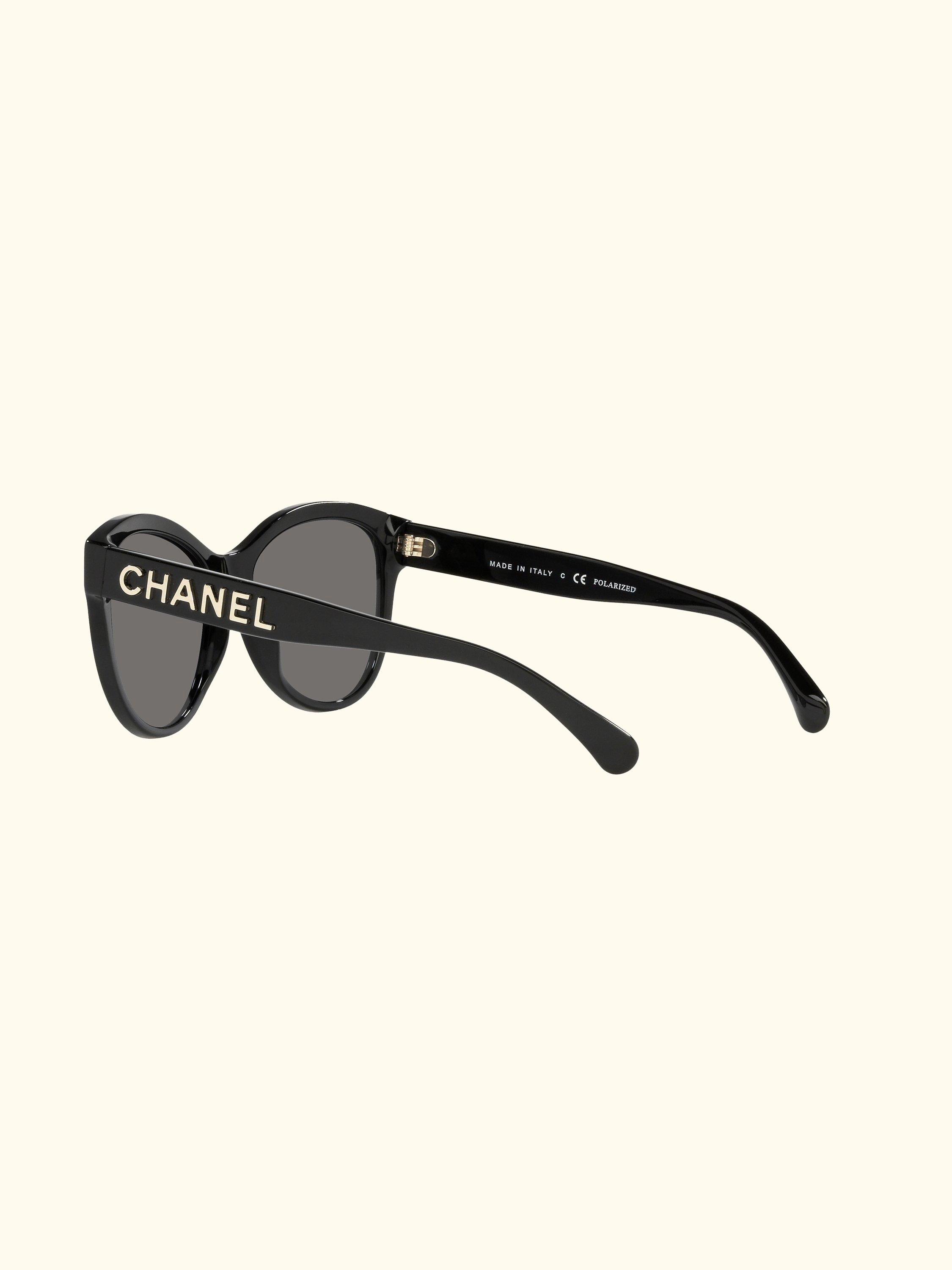 CH5458 Women's Polarised Oval Sunglasses, Black/Grey
