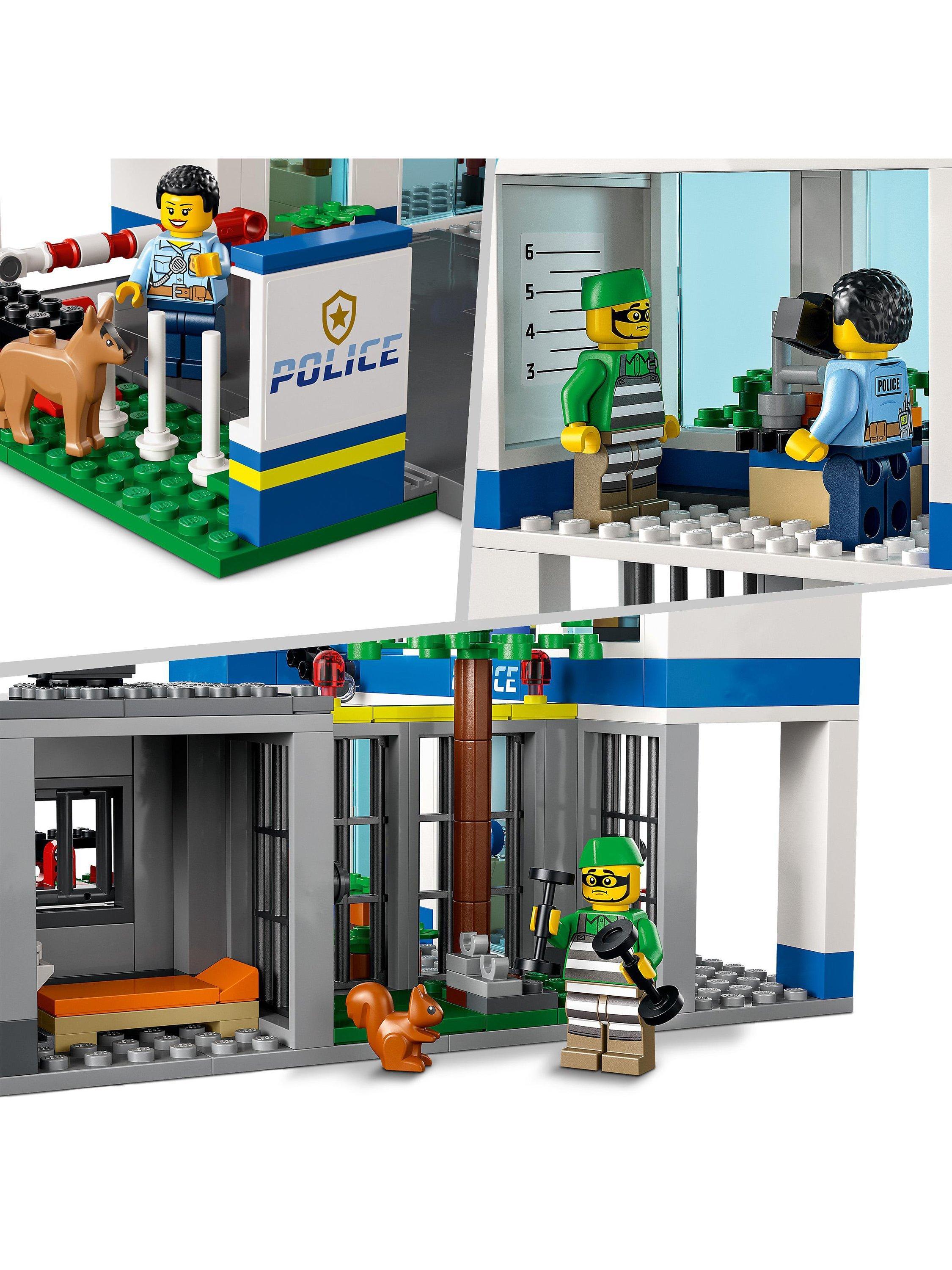 City 60316 Police Station