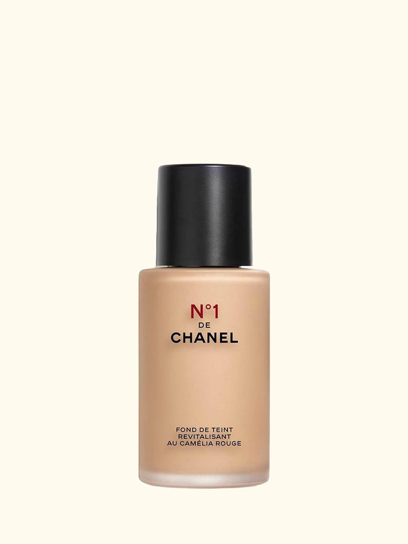 N°1 De CHANEL Revitalising Foundation Illuminates - Hydrates - Protects