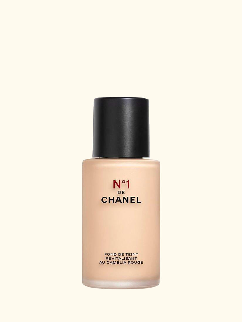 N°1 De CHANEL Revitalising Foundation Illuminates - Hydrates - Protects