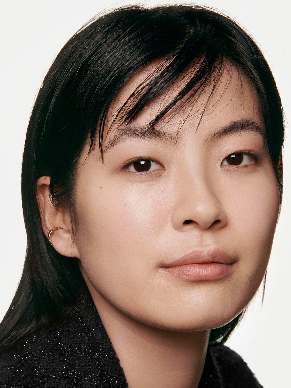 N°1 De CHANEL Revitalising Foundation Illuminates - Hydrates - Protects