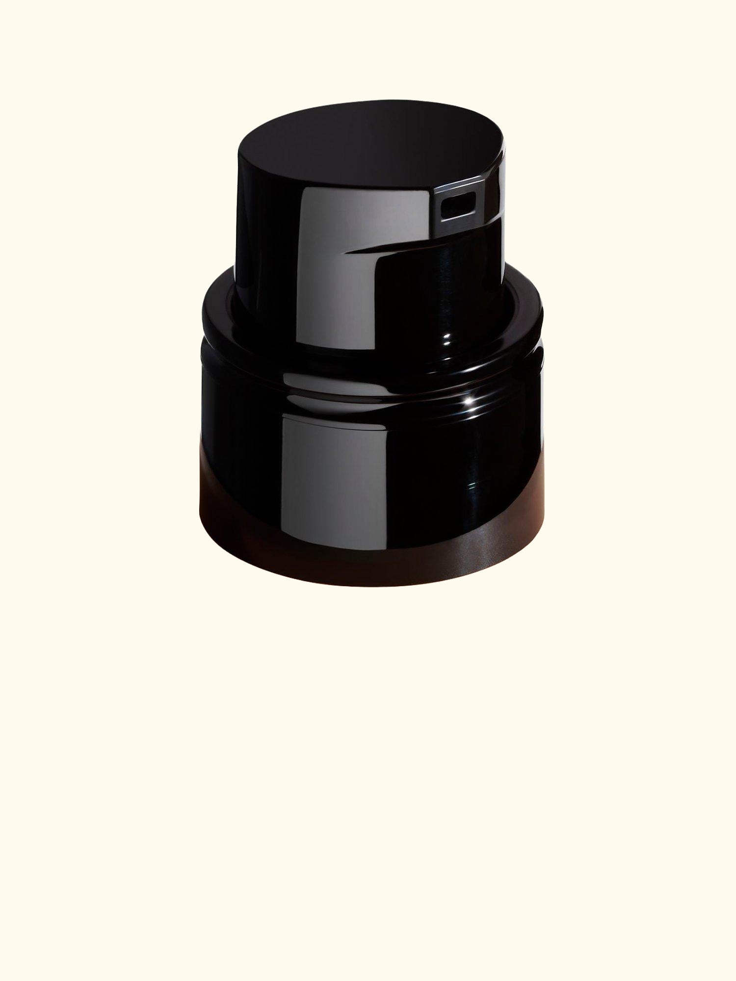 N°1 De CHANEL Revitalising Foundation Illuminates - Hydrates - Protects