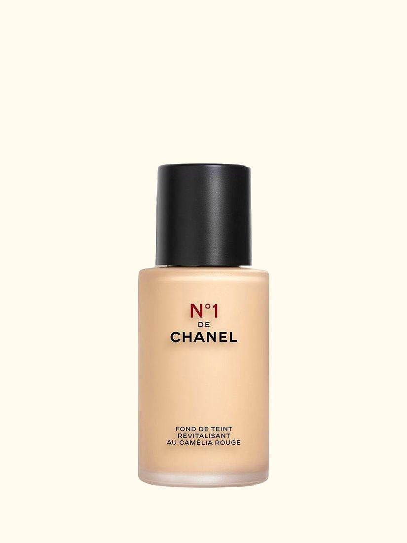 N°1 De CHANEL Revitalising Foundation Illuminates - Hydrates - Protects