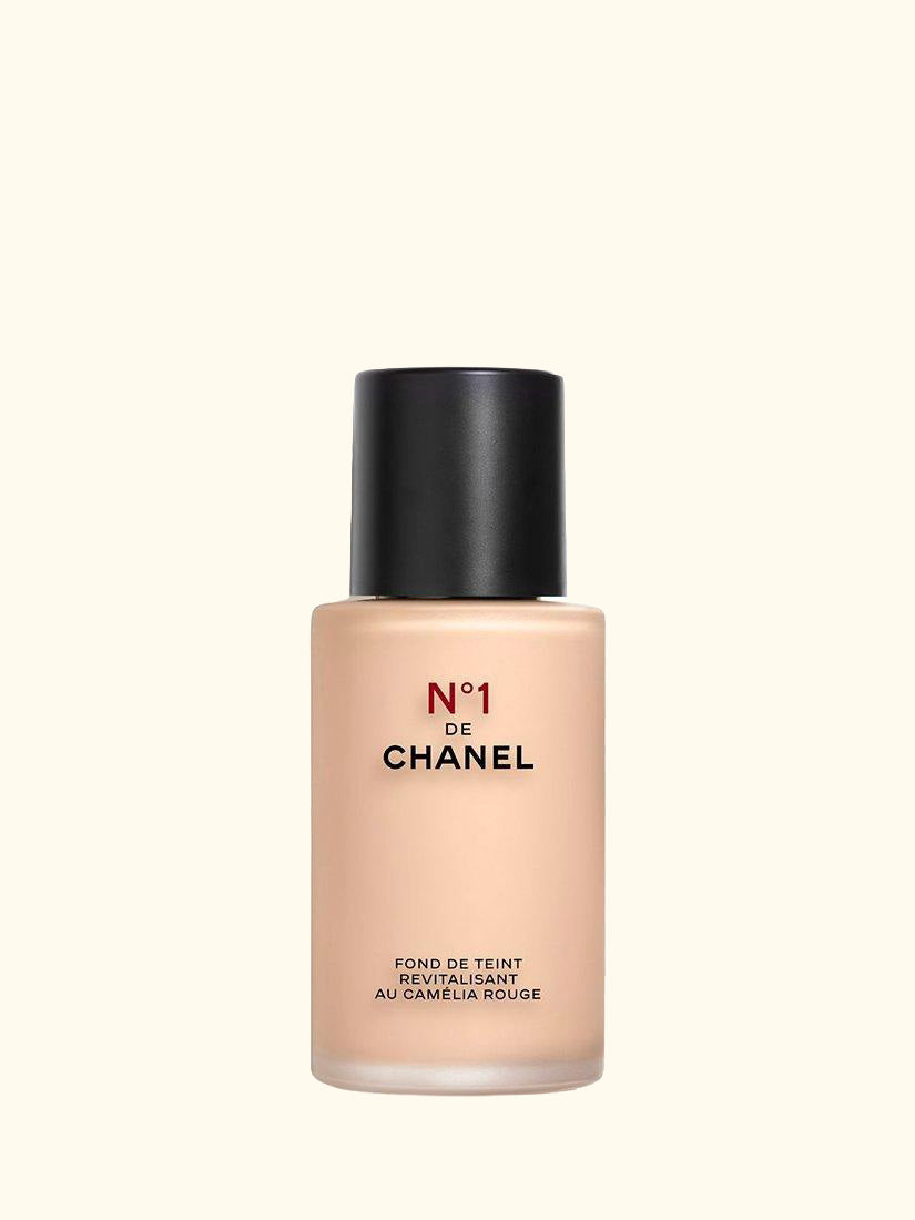 N°1 De CHANEL Revitalising Foundation Illuminates - Hydrates - Protects