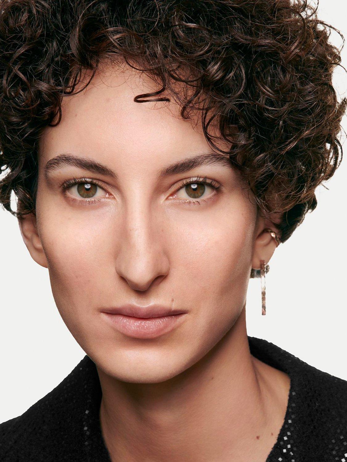 N°1 De CHANEL Revitalising Foundation Illuminates - Hydrates - Protects