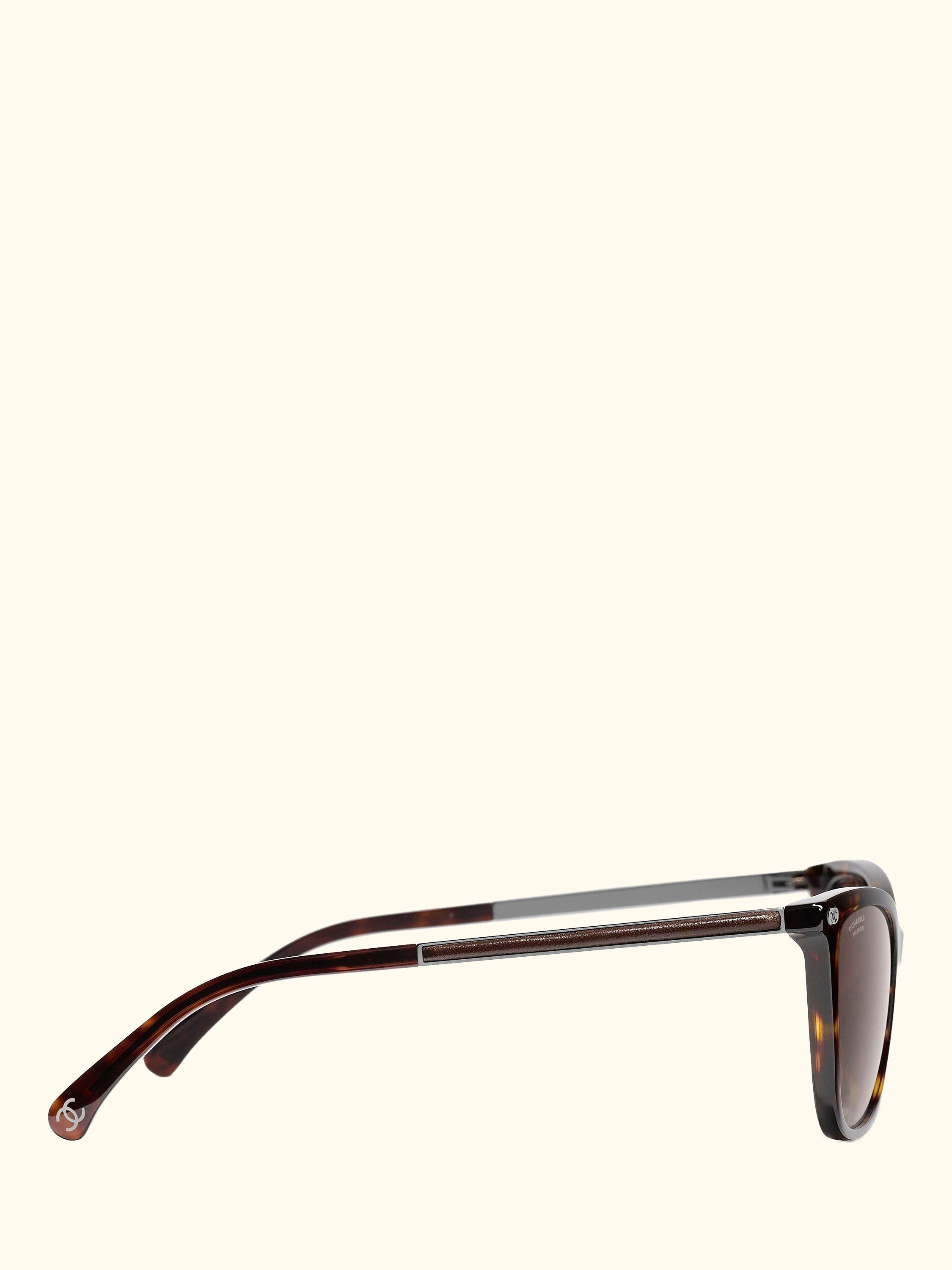 Cat's Eye Sunglasses CH5437Q Havana/Brown Gradient