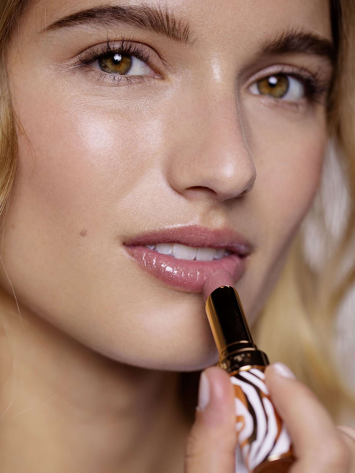 Phyto-Rouge Shine Lipstick