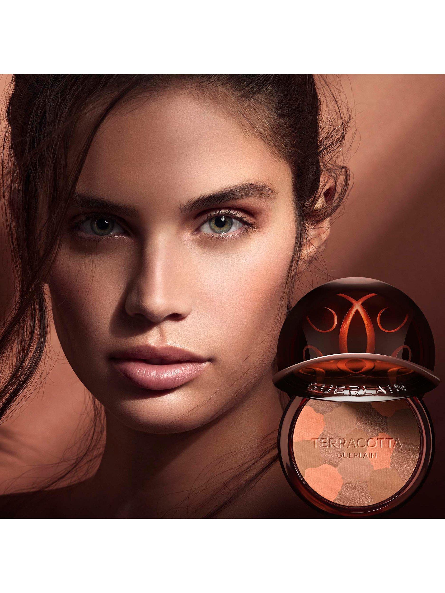Terracotta Light The Sun-Kissed Natural Healthy Glow Powder