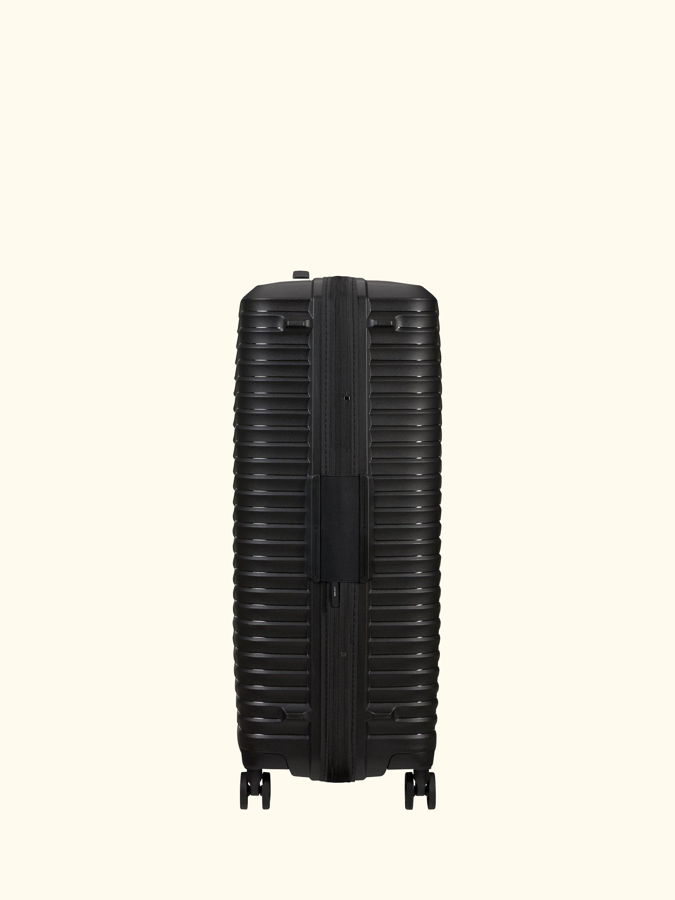 Upscape 75cm Expandable 4-Wheel Suitcase, 114L