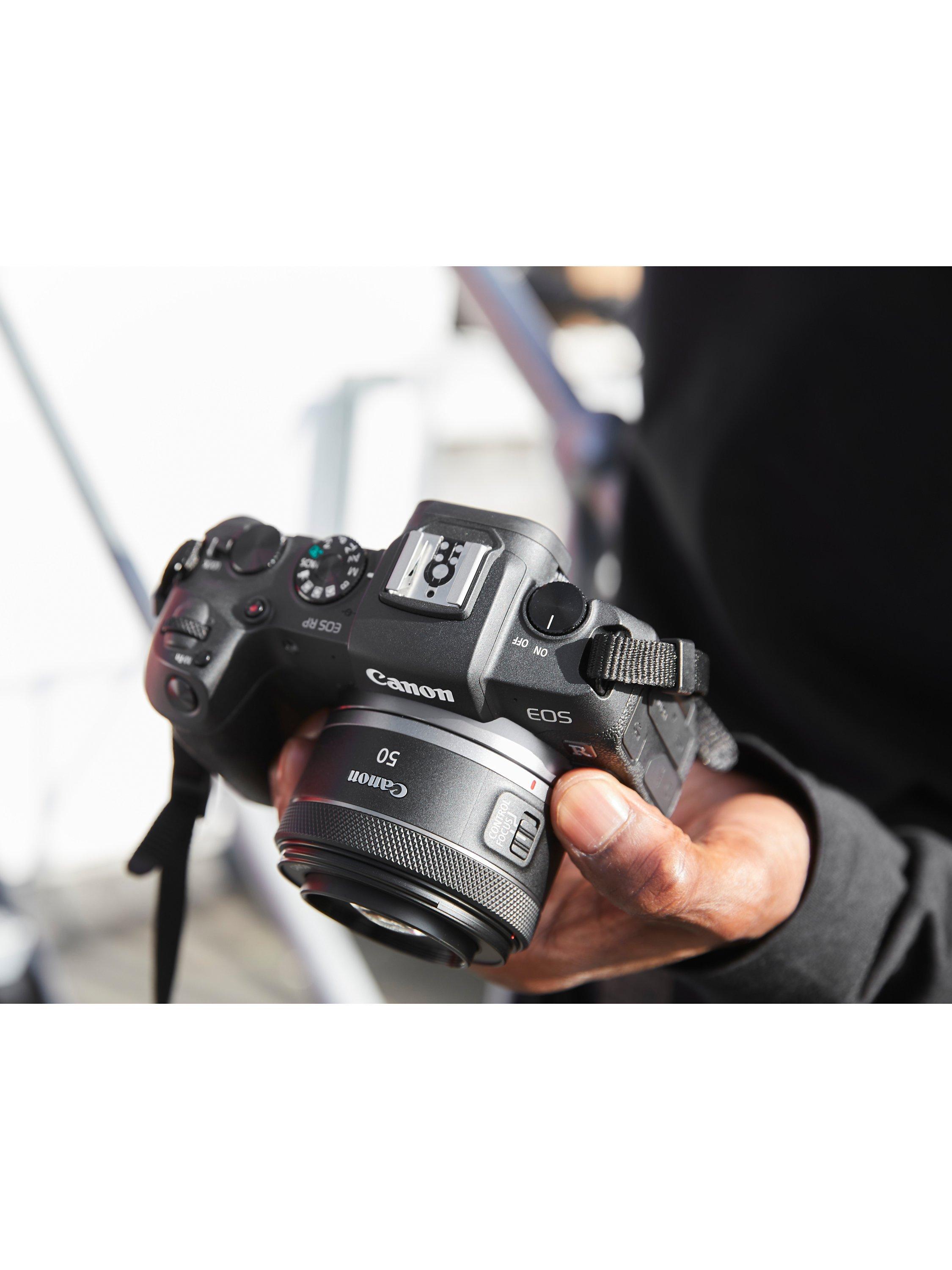 RF 50mm f/1.8 STM Lens