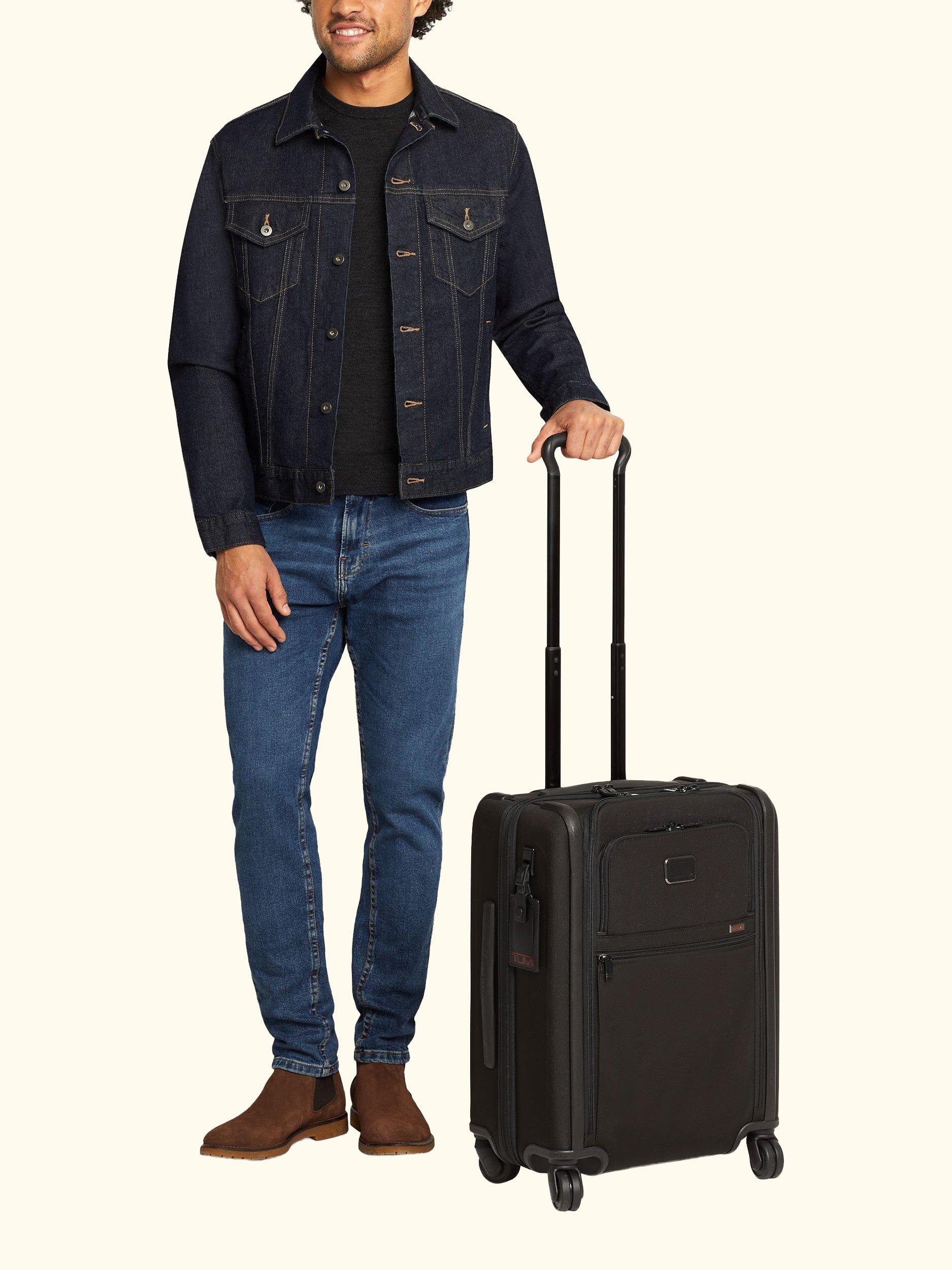 Continental USB Expanding Suitcase, Black