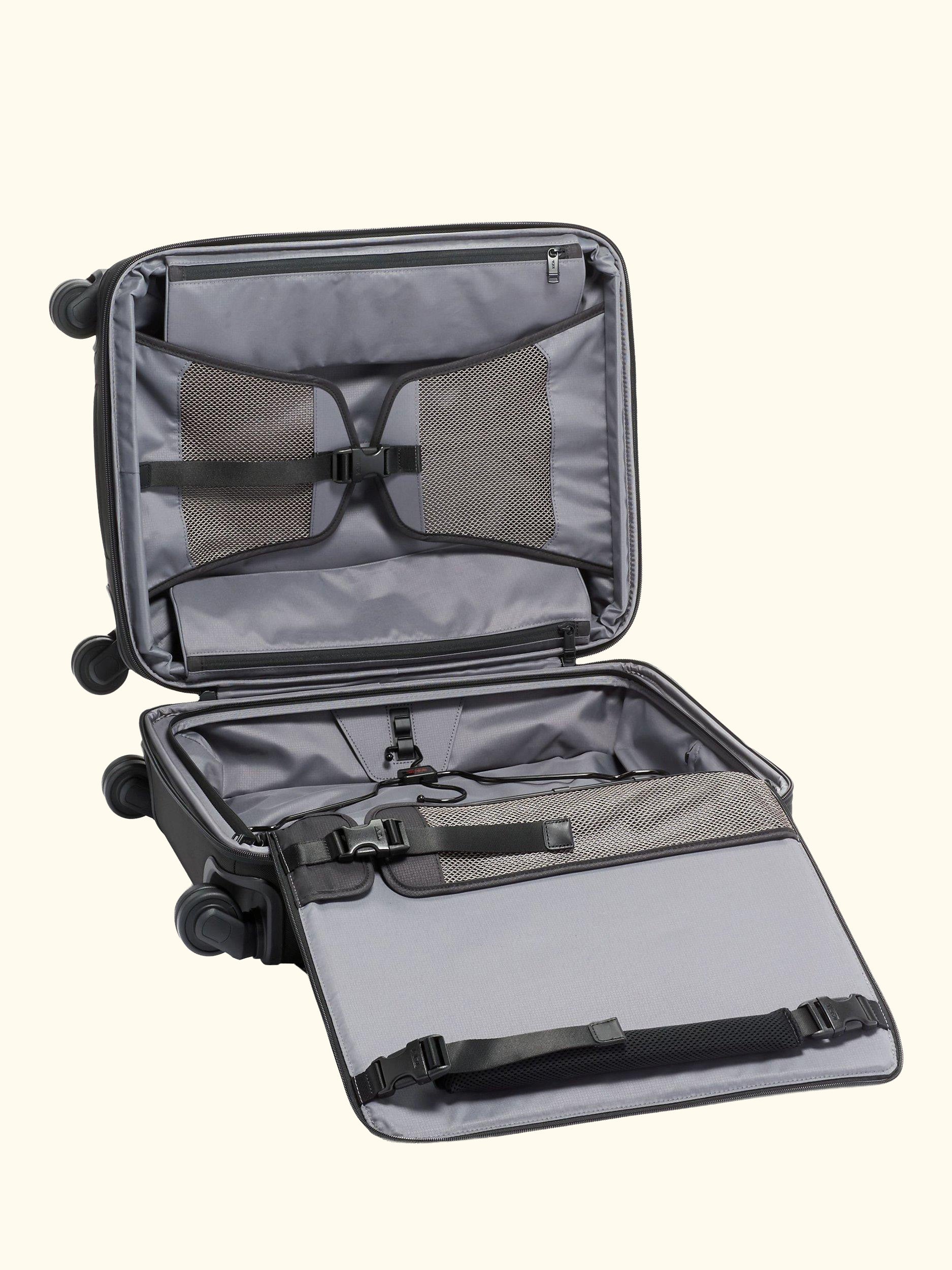 Continental USB Expanding Suitcase, Black