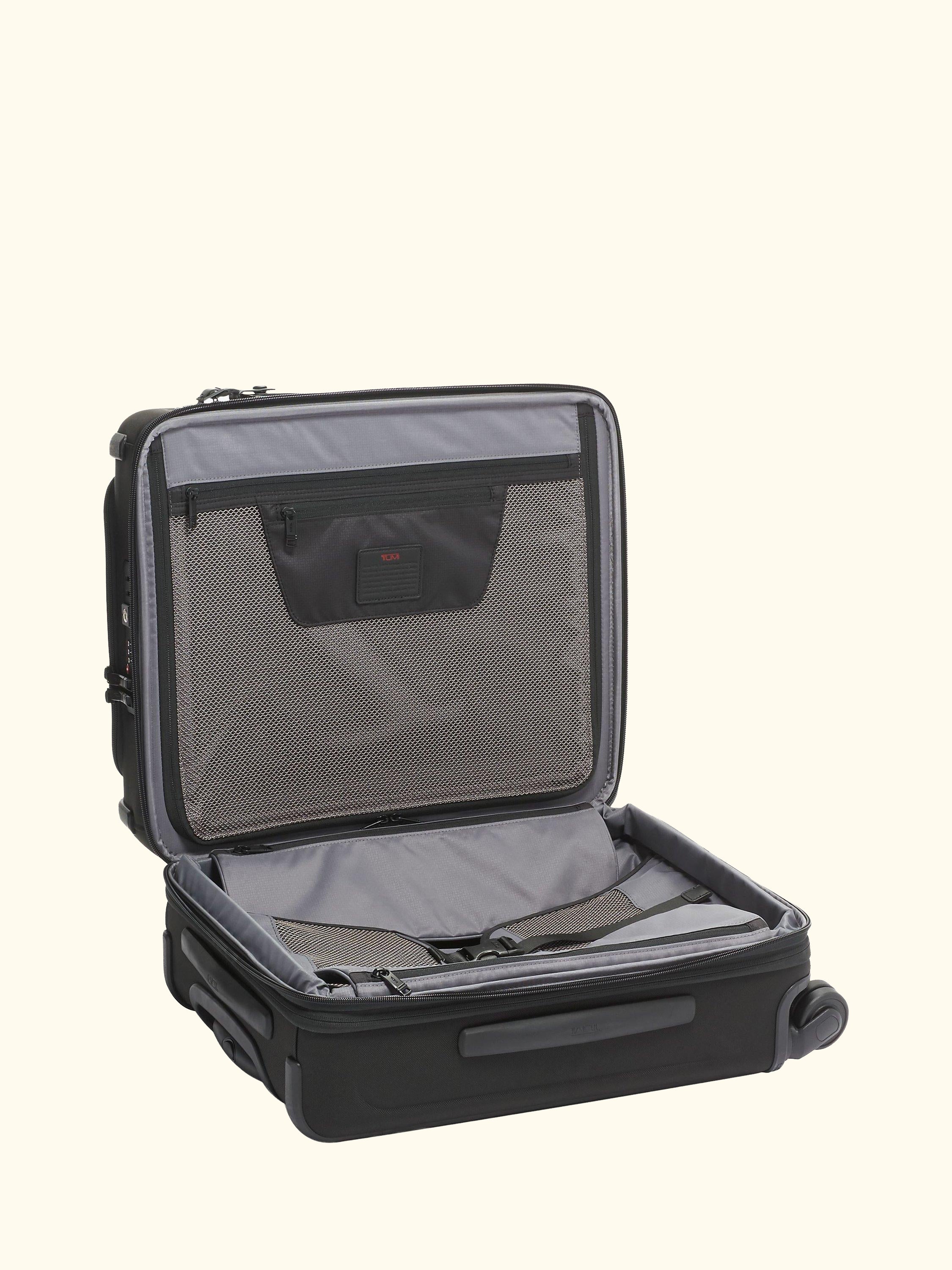 Continental USB Expanding Suitcase, Black