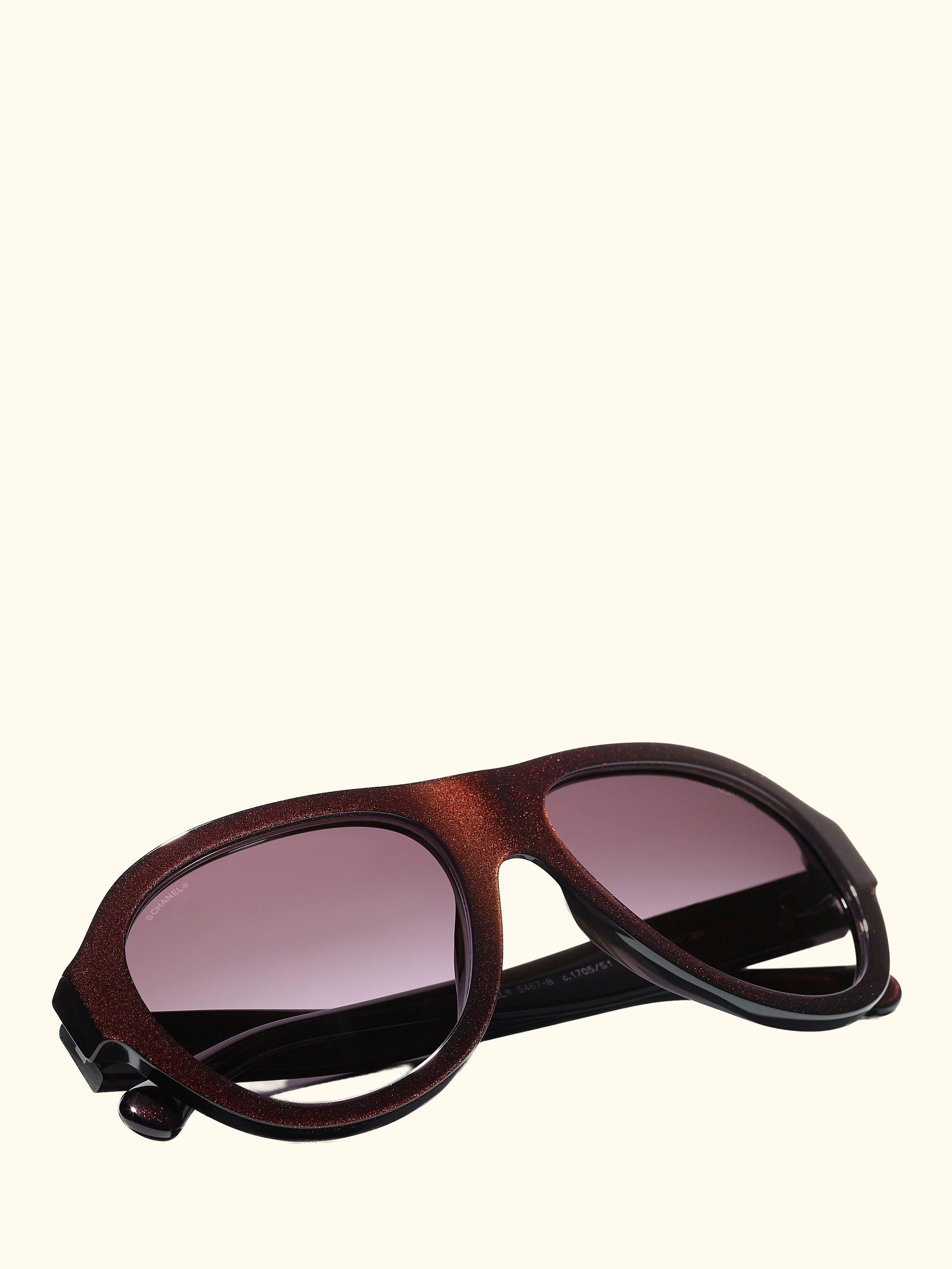 Oval Sunglasses CH5467B Iridescent Red/Violet Gradient