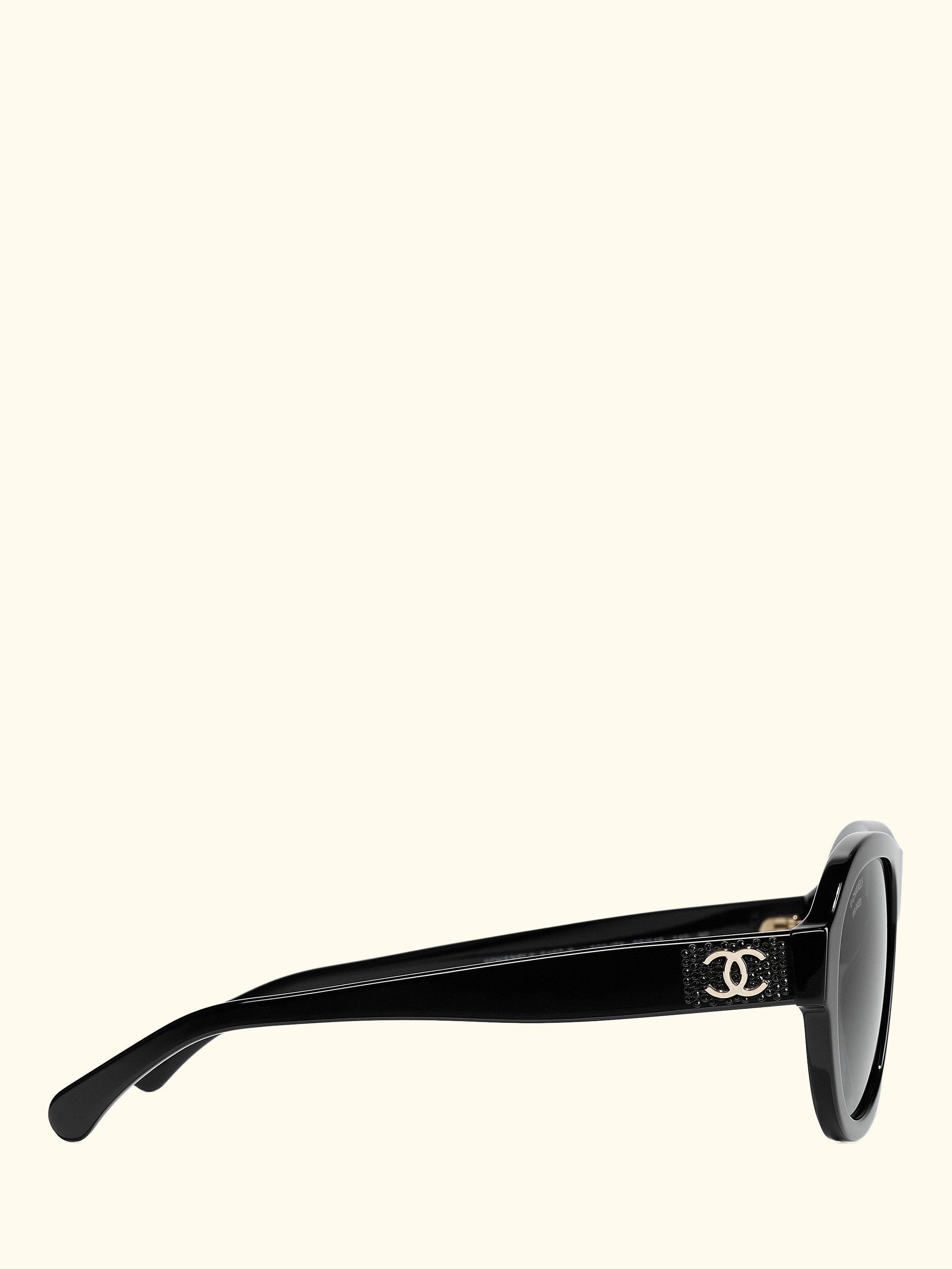 Oval Sunglasses CH5467B Black/Grey