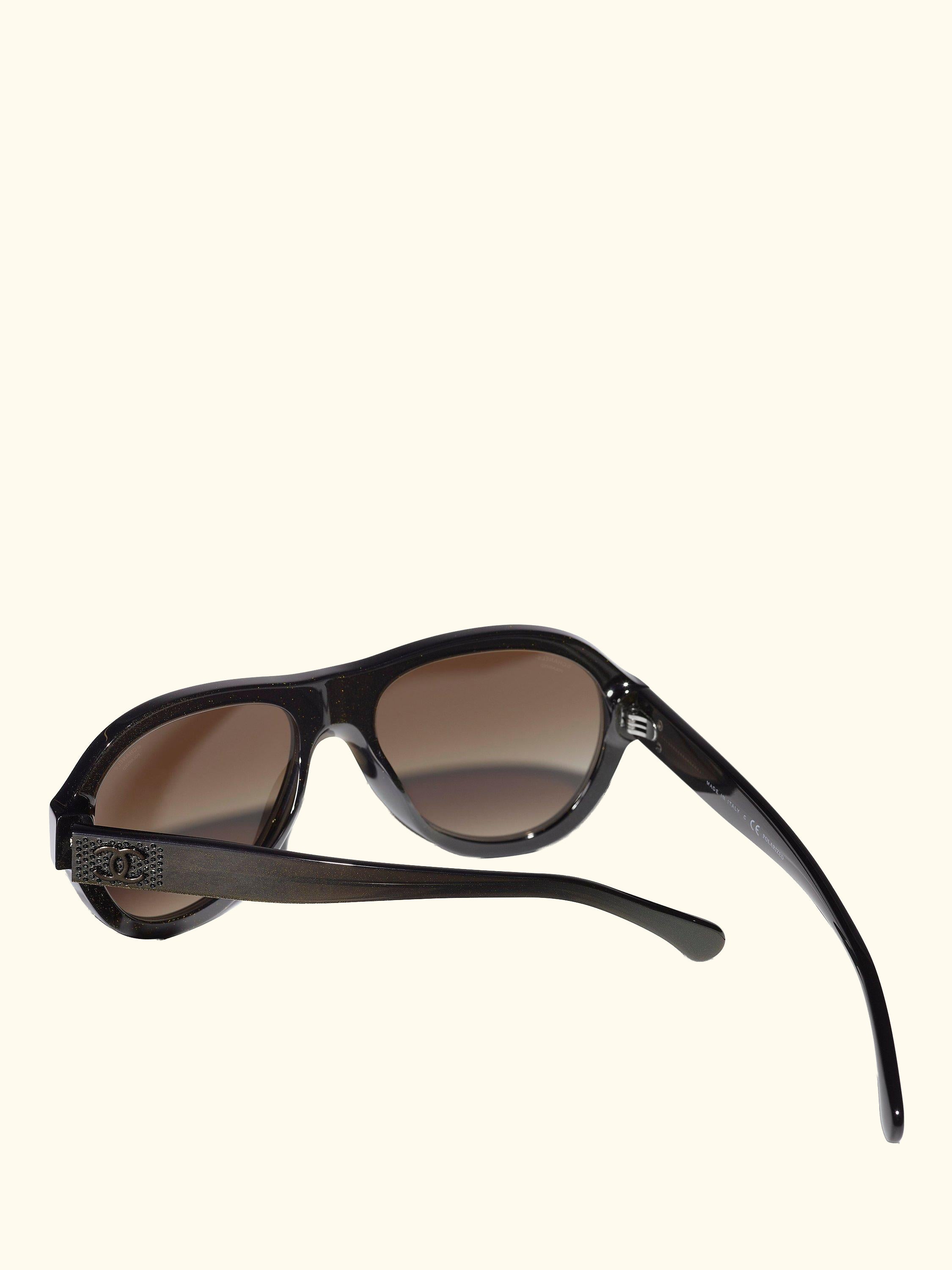 Oval Sunglasses CH5467B Iridescent Brown/Brown Gradient