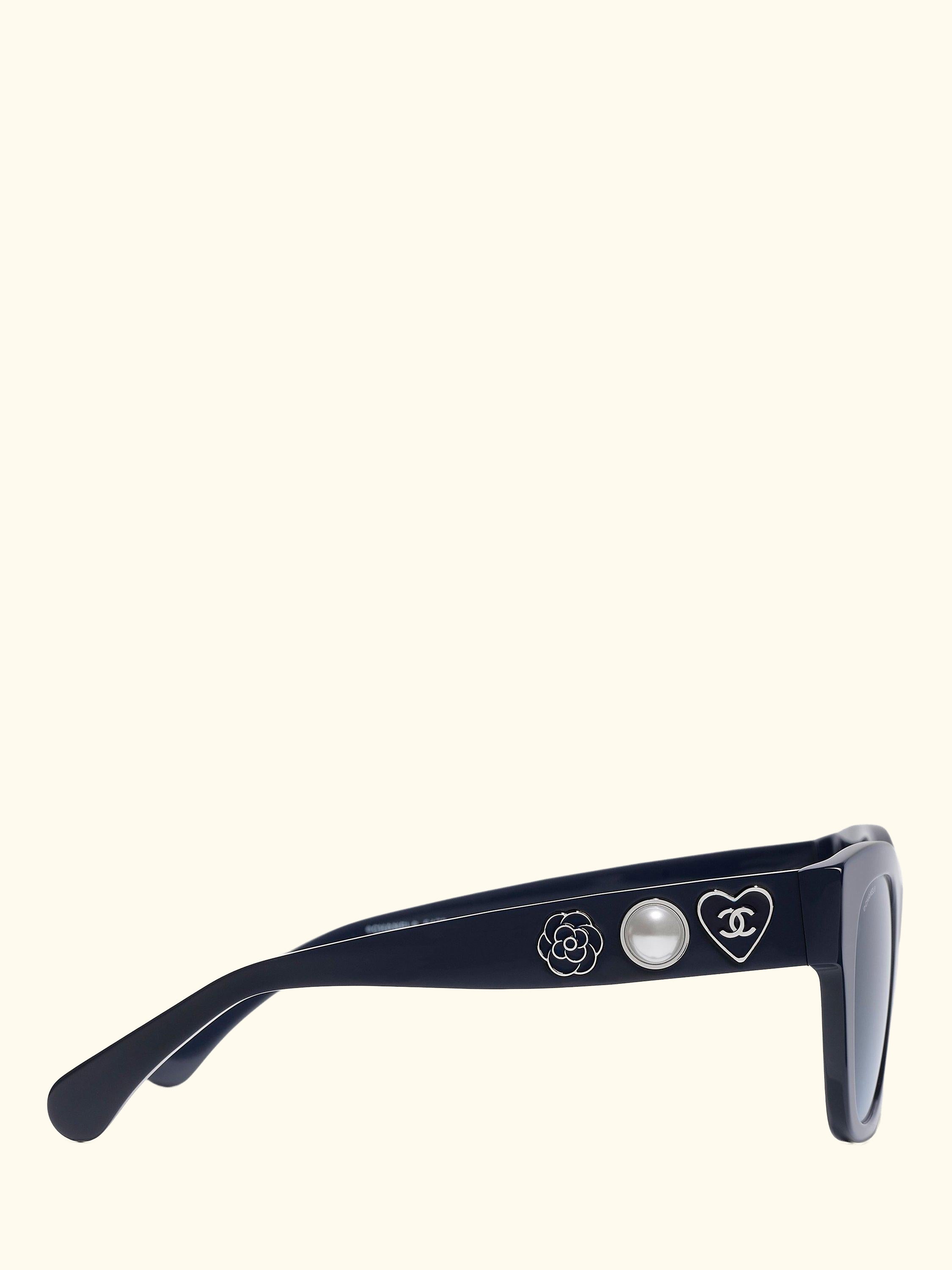 CH5478 Women's Irregular Sunglasses, Blue/Grey
