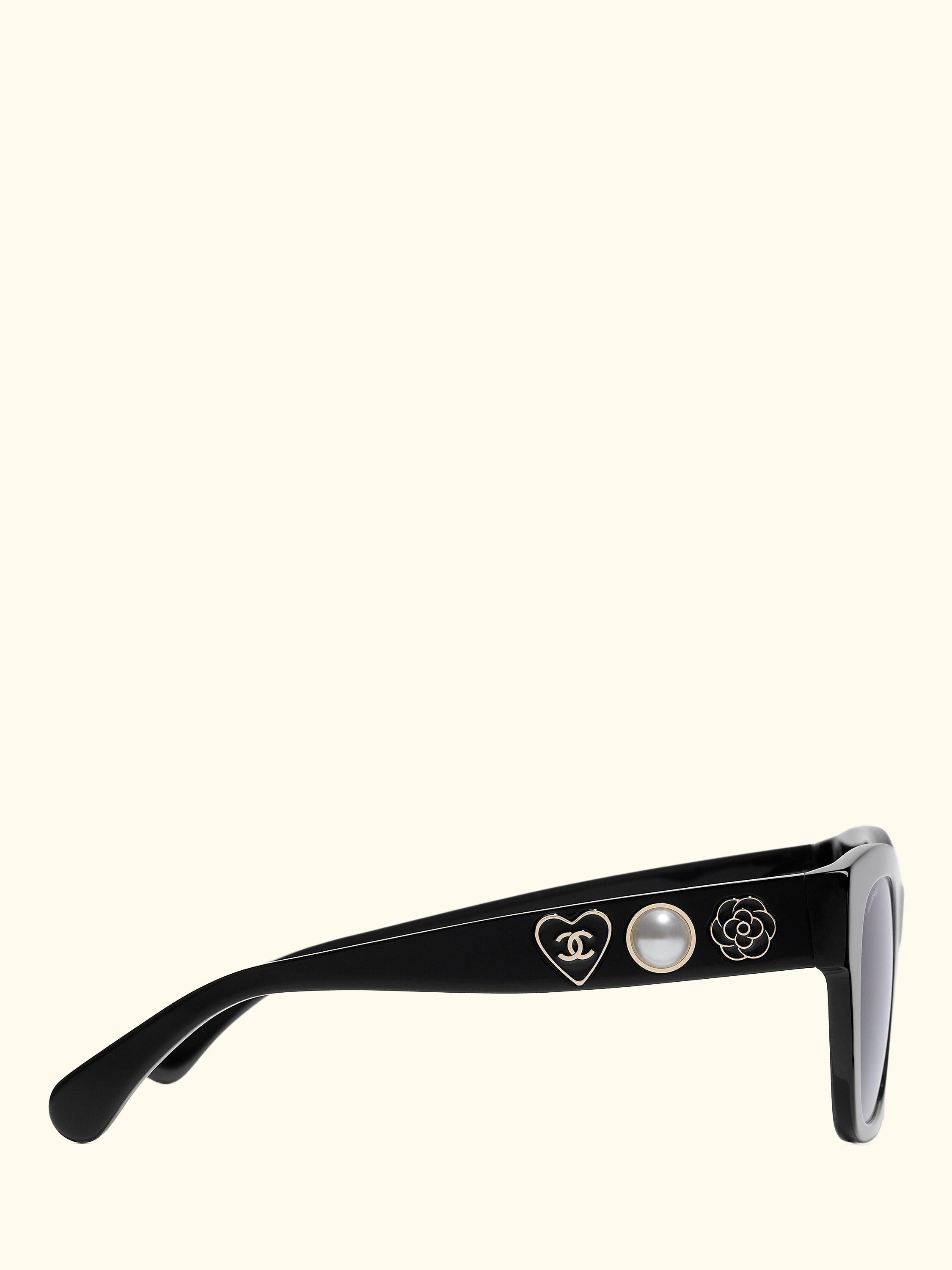 CH5478 Women's Irregular Sunglasses, Black/Grey