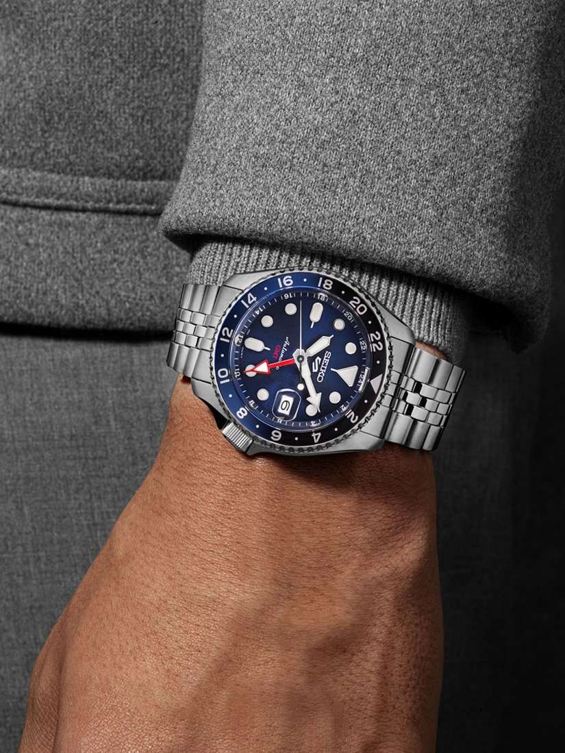 SSK003K1 Men's 5 Sports Blueberry GMT SKX Re-interpretation Automatic Day Date Bracelet Strap Watch, Silver/Blue