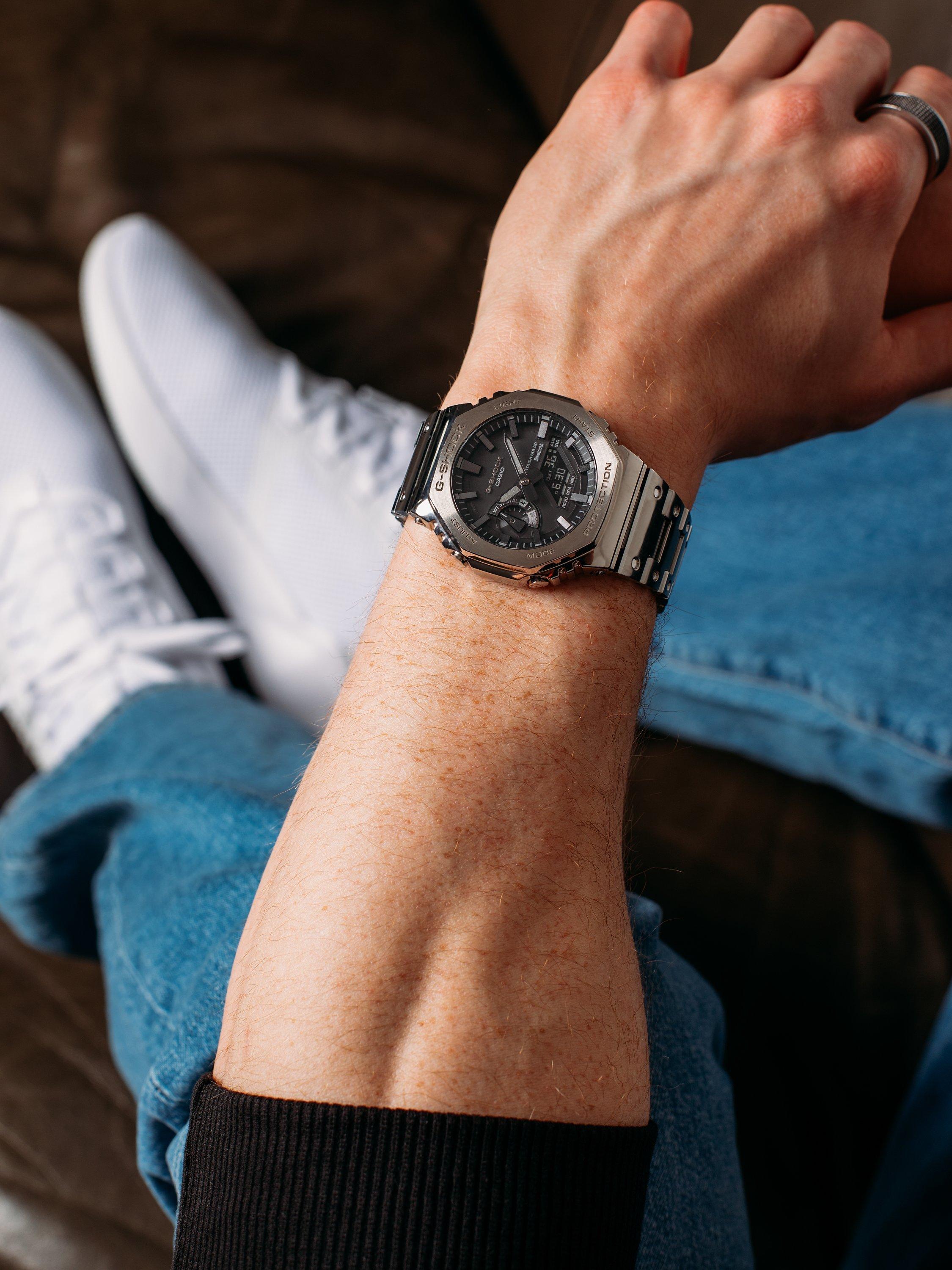 GM-B2100D-1AER Men's G-Shock Bracelet Strap Watch, Silver