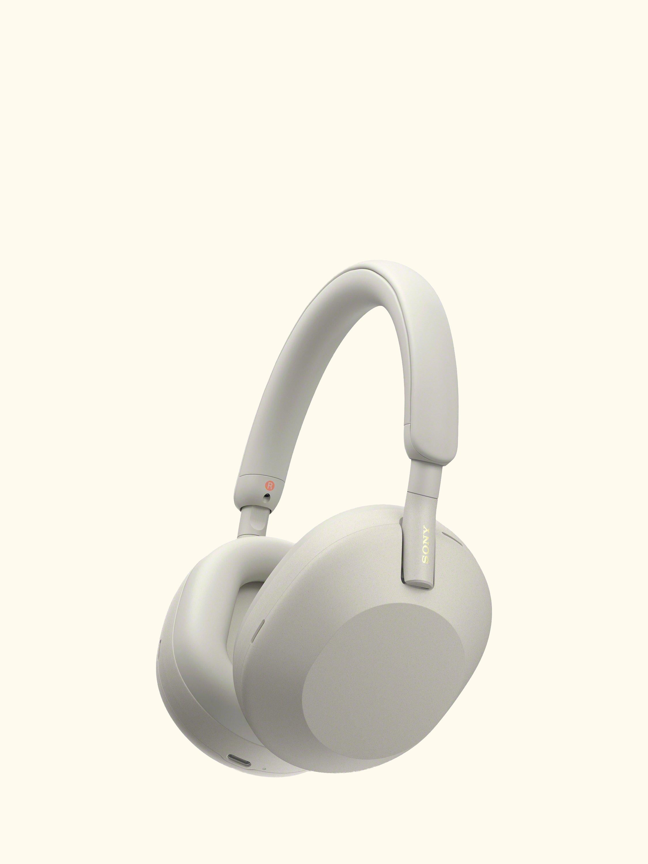 WH-1000XM5 Noise Cancelling Wireless Bluetooth High Resolution Audio Over-Ear Headphones with Mic/Remote