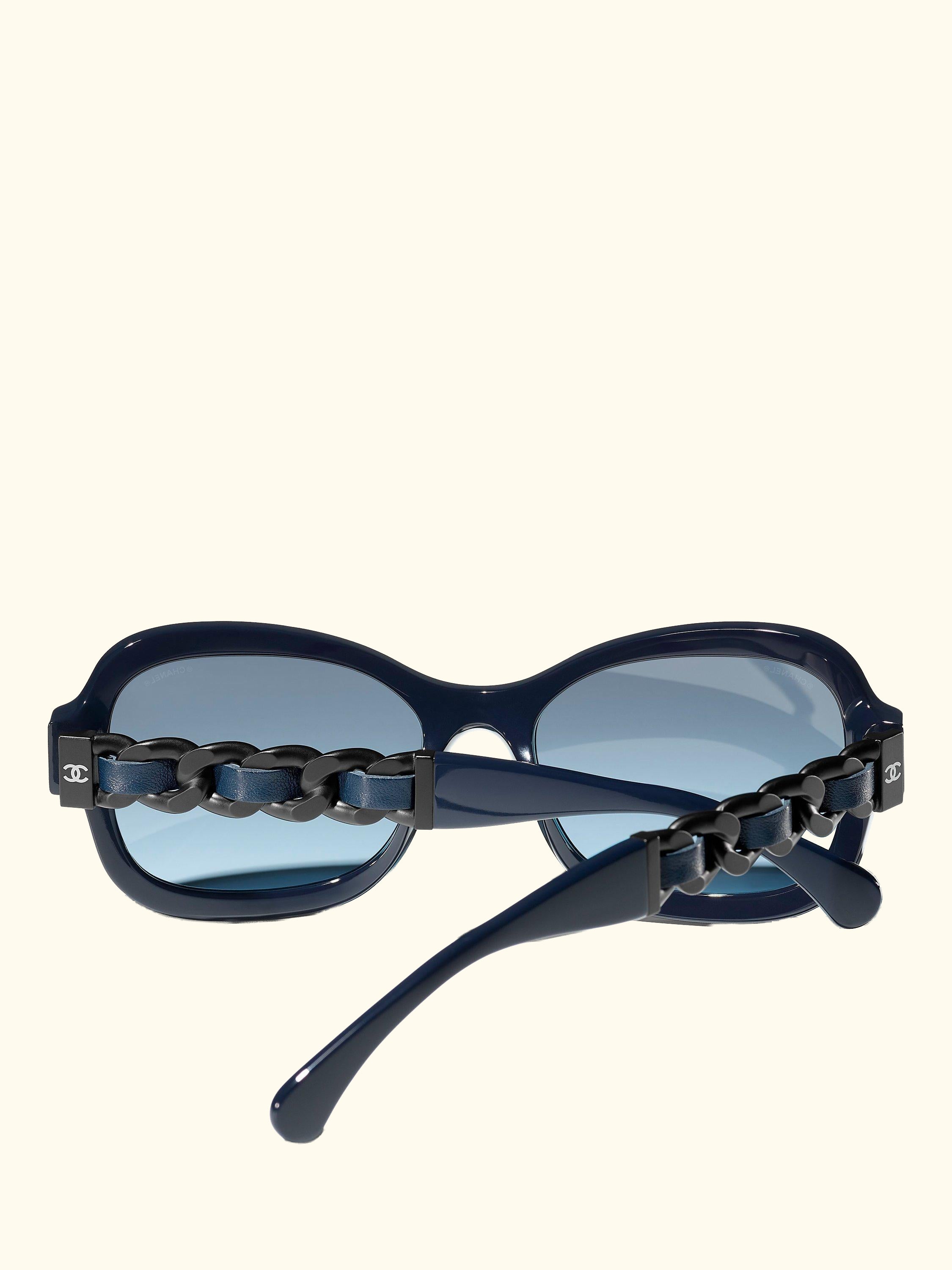 Irregular Sunglasses CH5465Q Blue Vendome/Blue Gradient